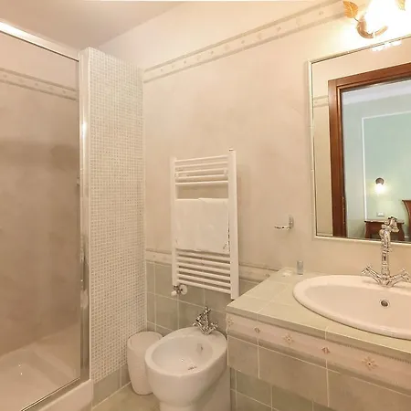 Katti House 2 3*
